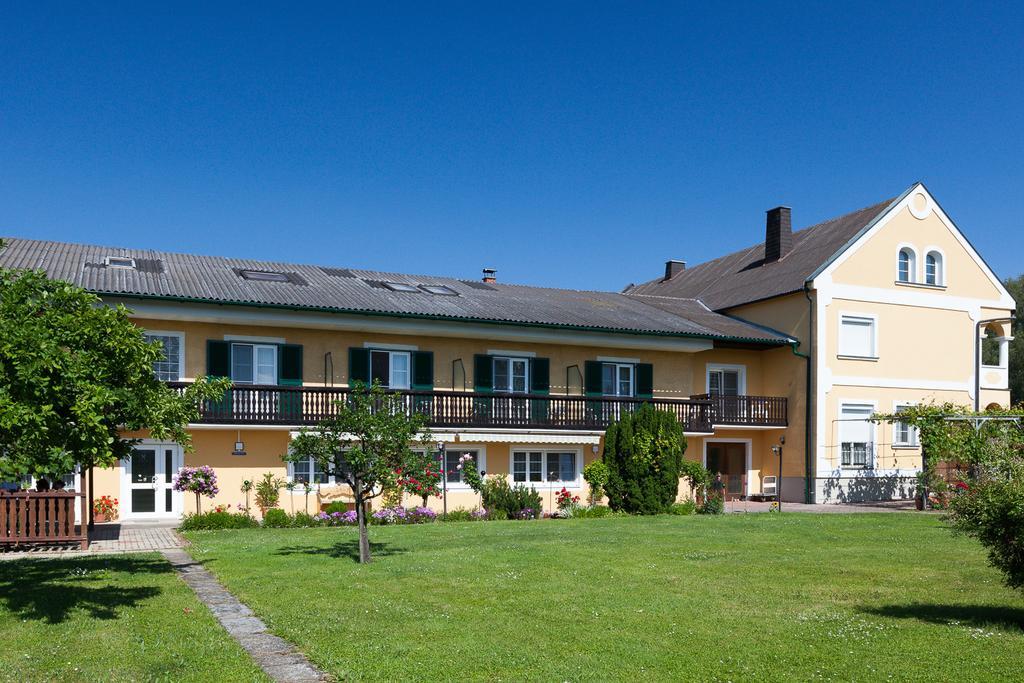 Pension Seepanorama Weiden am See Exterior photo
